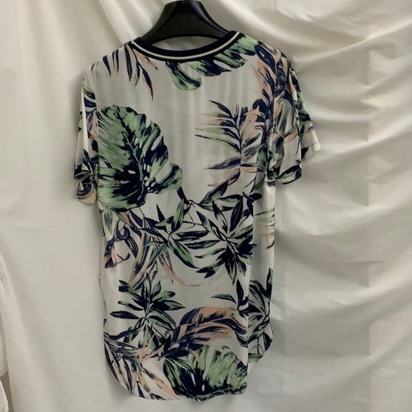 Longline Crew Neck Tee as Worn by Lydia Martin on Teen Wolf - Topshop Size 6/8 - Picture 4 of 7